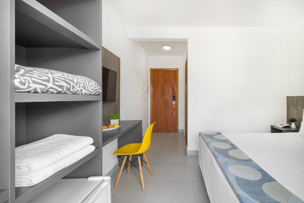Hotel Cajueiro Гуаружа Екстер'єр фото