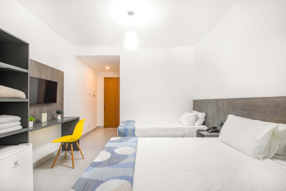 Hotel Cajueiro Гуаружа Екстер'єр фото