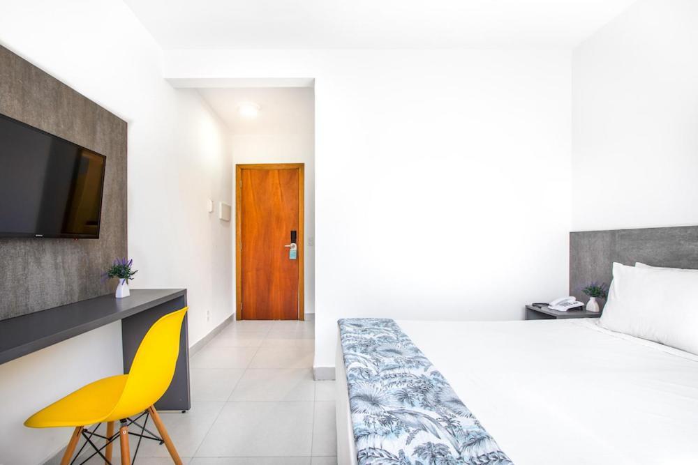 Hotel Cajueiro Гуаружа Екстер'єр фото