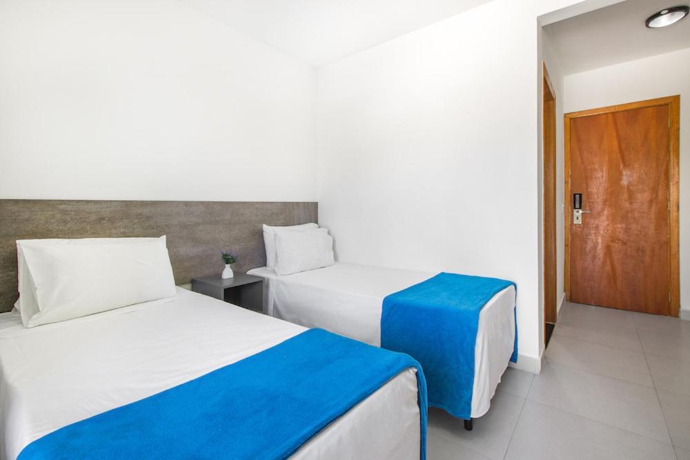 Hotel Cajueiro Гуаружа Екстер'єр фото